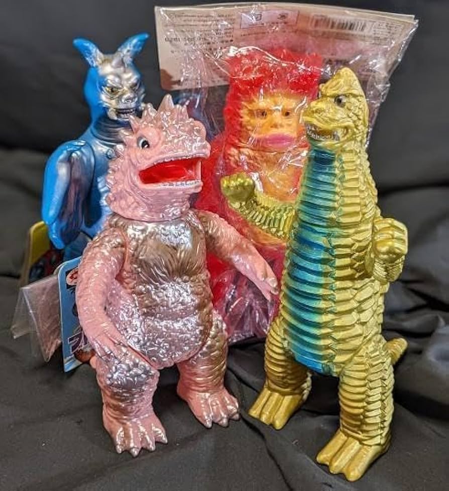 マグラ&レッドキング&チャンドラー&ピグモン(ブルマァク復刻)ソフビ4体セット Amazon.co.jp: マグラ&レッドキング&チャンドラー&ピグモン